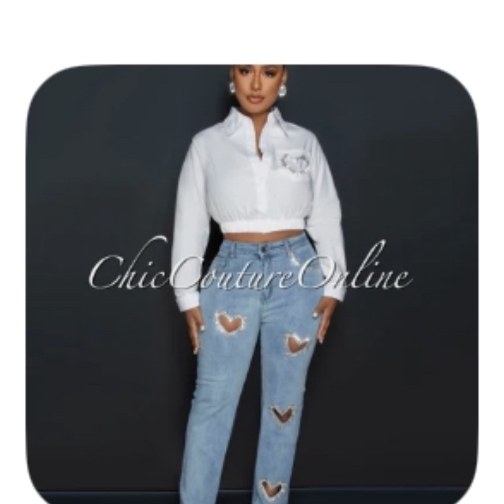 Denim rhinestone heart key-hole jeans